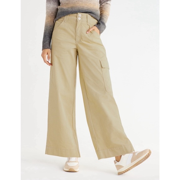 Time and Tru Pants - Time and Tru Women's Wide Leg Corduroy Cargo Pants, 30" Inseam, 8 natural tan